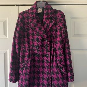 Candies fuchsia & black houndstooth peacoat jacket